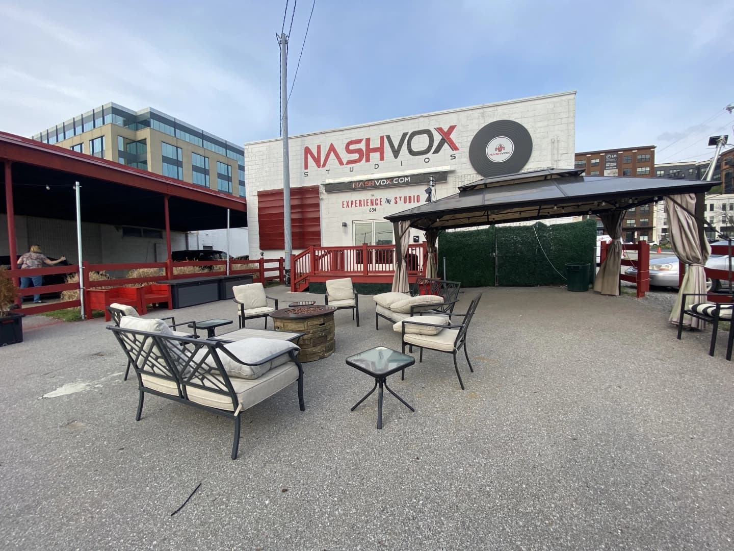 Nashvox: The Nashville Studio Experience