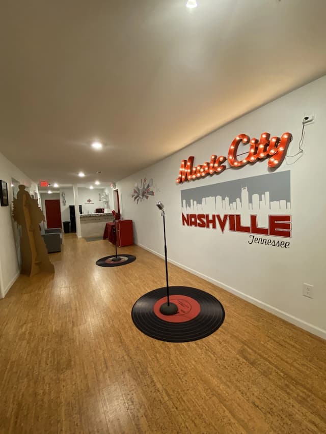 Nashvox: The Nashville Studio Experience