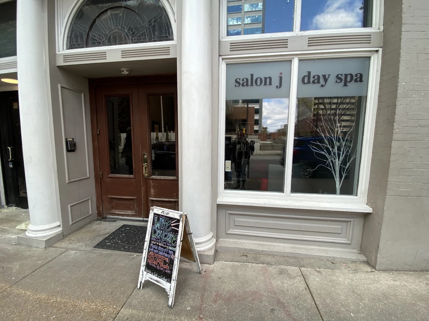 Salon J & Day Spa